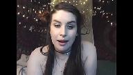 Pormo gordinha safada na webcam se masturbando